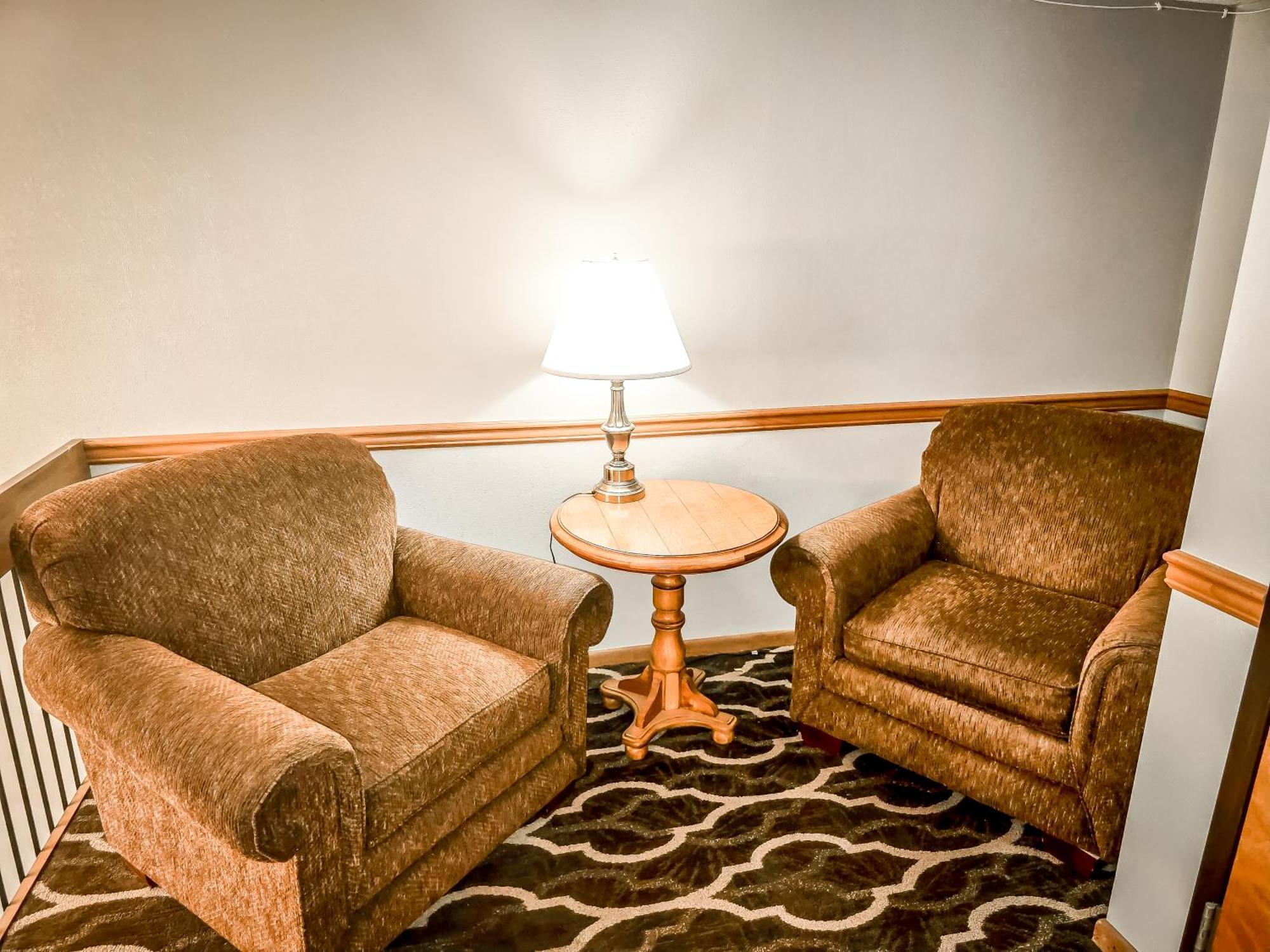 Quality Inn Селинсгров Экстерьер фото