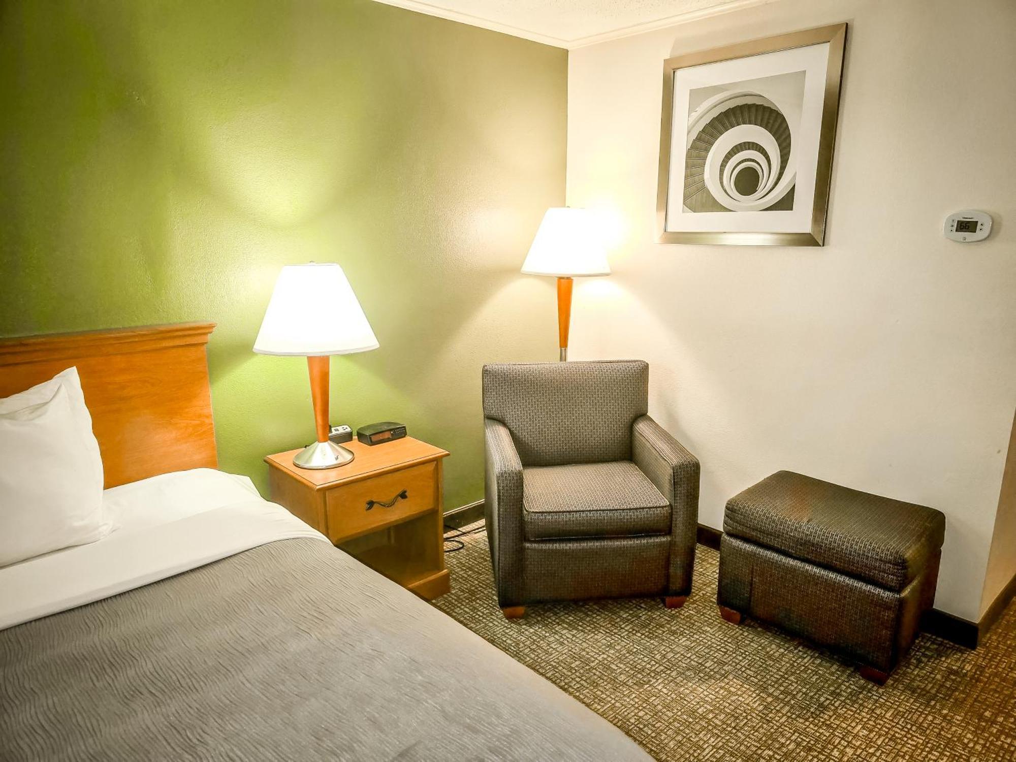 Quality Inn Селинсгров Экстерьер фото