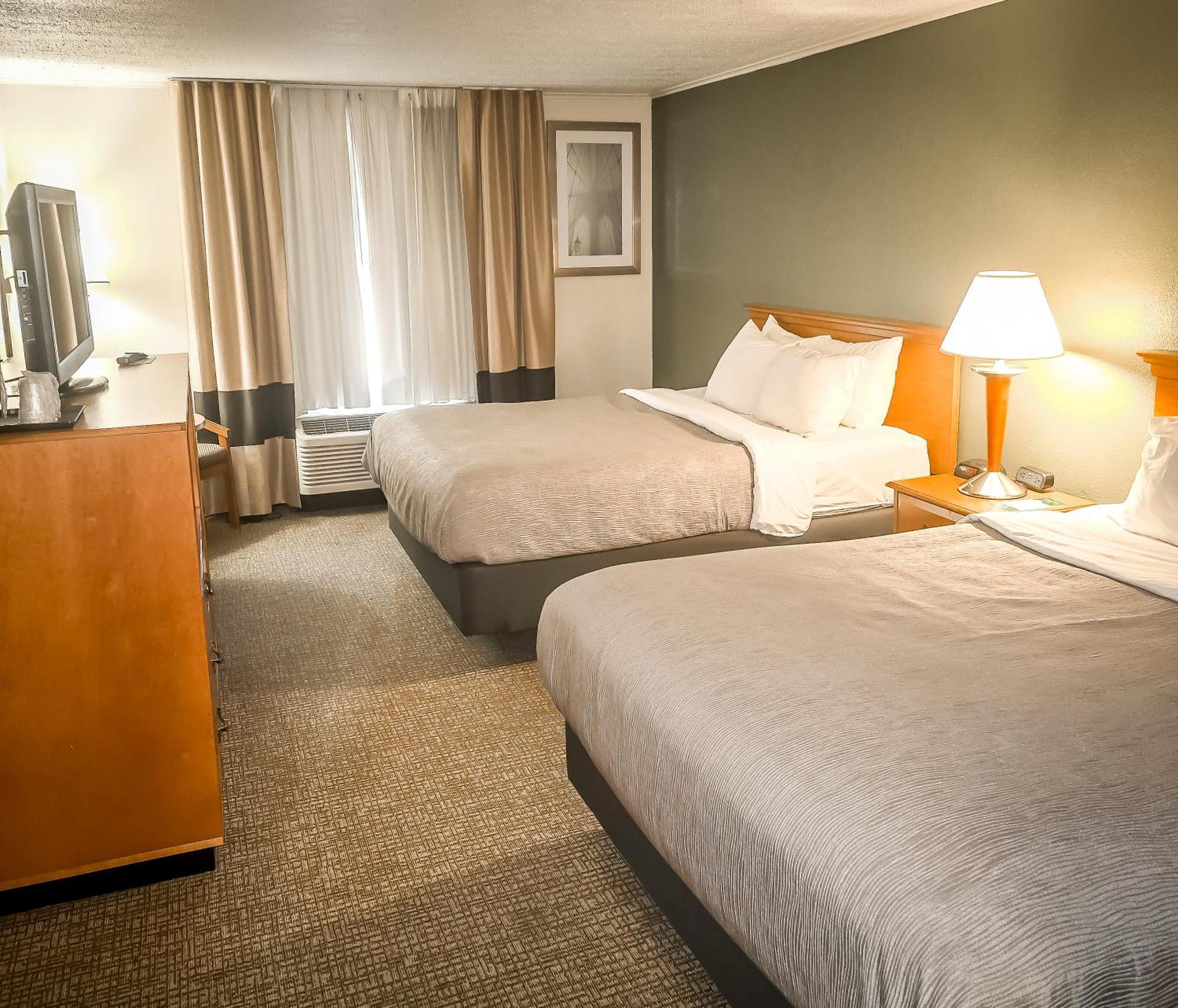 Quality Inn Селинсгров Экстерьер фото